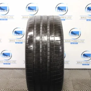 X1 245/35ZR19 VREDESTEIN ULTRAC VORTI 93Y XL USED TYRE